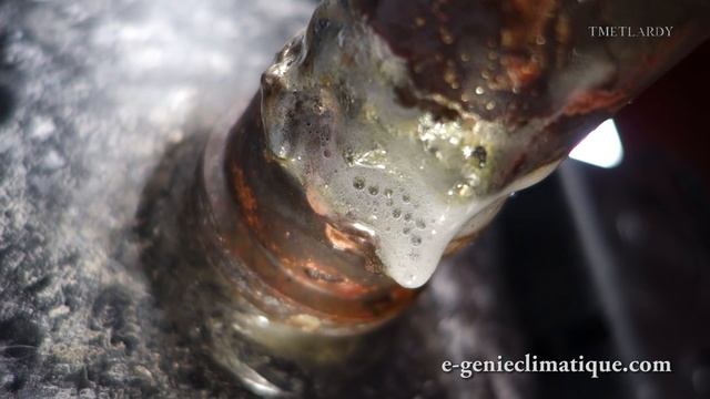 Froid346-PAC 2/3-Remplacement d'un compresseur scroll 160kg-Intervention qui se passe mal смотреть онлайн