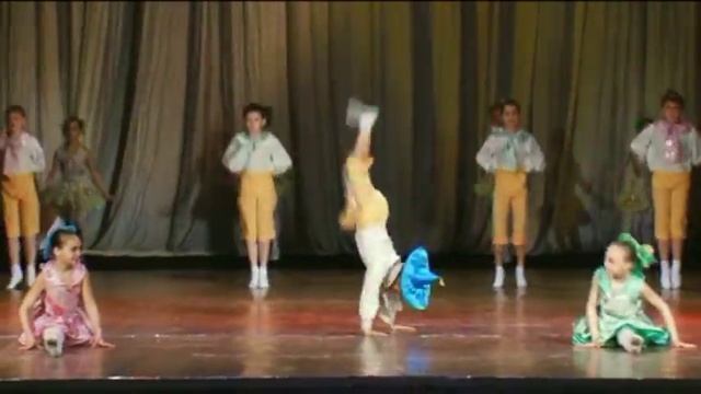 Анс. «КАЛЕЙДОСКОП». 24 апреля (3/10) 2011г. смотреть онлайн