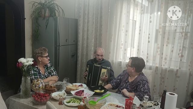 2074. ОДНОКЛАССНИКИ ❤️Смотреть ТОЛЬКО любителям ЗАСТОЛИЙ!☝️?Нервным проходить мимо! смотреть онлайн