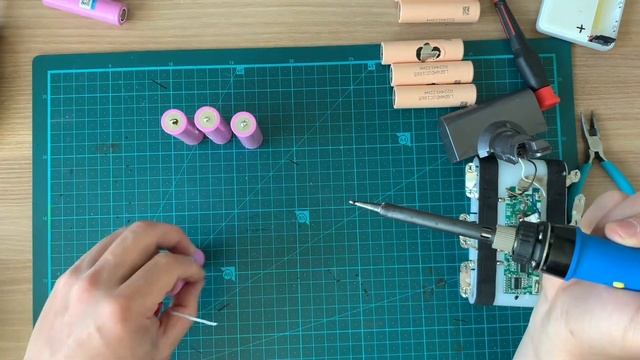 How to Revive a Dead Dyson Battery - Replacing 18650 Cells through DIY Soldering смотреть онлайн