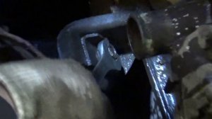 Снимаем двигатель с Нивы.Всё просто.