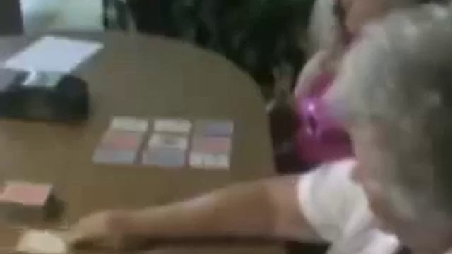 How to Play "Nine Hole Golf" the Card Game-Part 2 смотреть онлайн