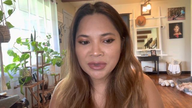 Chanel VS Dior Compact Foundation Review смотреть онлайн