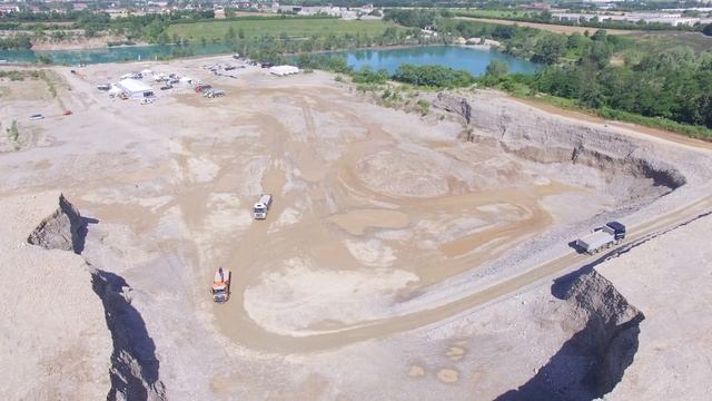 Volvo FH e Volvo FMX - Test Drive Cava Palosco (BG) смотреть онлайн