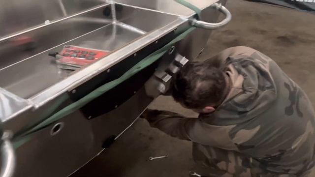 Новая лодка ALPINA GT 400￼ смотреть онлайн