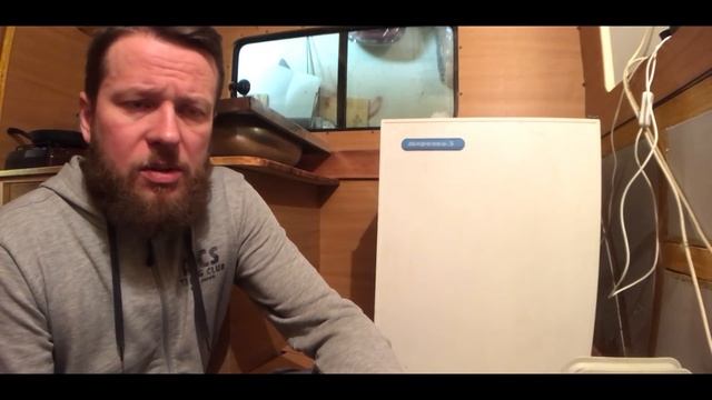 Кемпер "Пилигрим". Плита, раковина и холодильник. смотреть онлайн