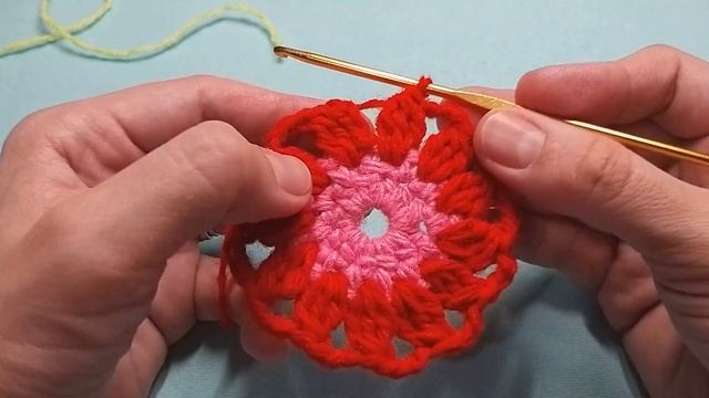 Квадратный мотив крючком. Крючок для начинающих. Вязание крючком 2020. смотреть онлайн