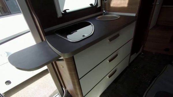 Knaus Live Traveller 650 DG