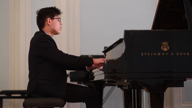 I тур / I Round. Джордж Харлионо / George Harliono смотреть онлайн