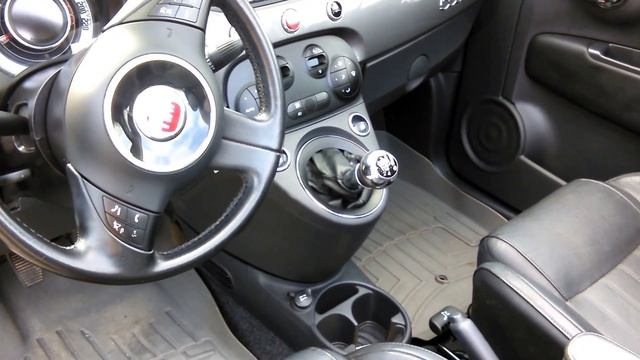 Used 2012 Fiat 500 Lounge CONVERTIBLE смотреть онлайн