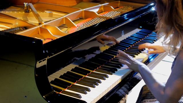Johann Sebastian Bach Italian Concerto In F Major, BWV 971, I.Alegro-Svetlana Karas смотреть онлайн