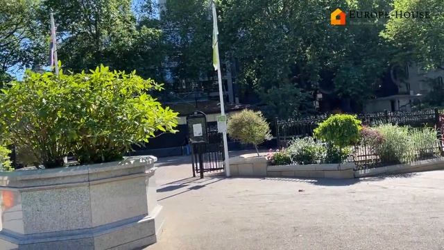 Англия. Лондон. Станция Чаринг Кросс. Европа-Хаус. England. London. Charing Cross Station.mp4 смотреть онлайн