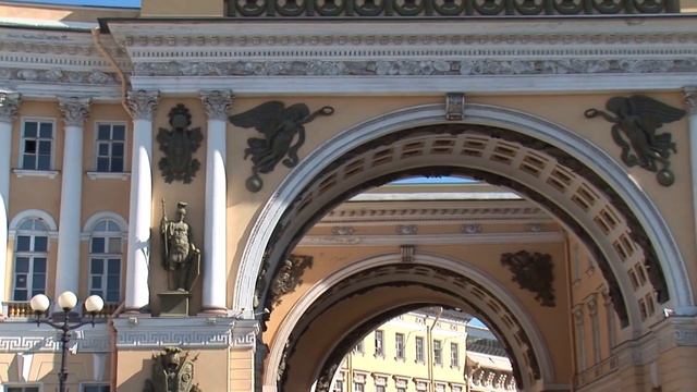 Saint Petersburg City Guide: Palace Square - Travel & Discover смотреть онлайн