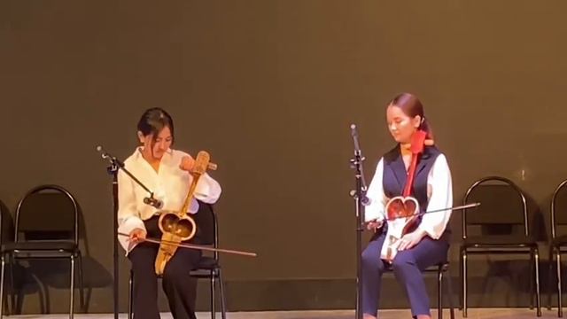 Кобыз аспабында халық әні "Ақбаян". смотреть онлайн