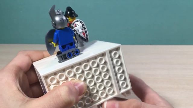 Как сделать шкатулку для боёв из Лего 🗡 смотреть онлайн