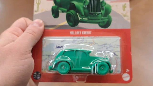 Disney Pixar Cars on the Road Toys Race Through Walmart Lightning McQueen, Mater смотреть онлайн