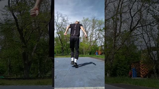 Обучающее видео-комбинация по Каттингу. Трек: Filv - Balenciaga смотреть онлайн