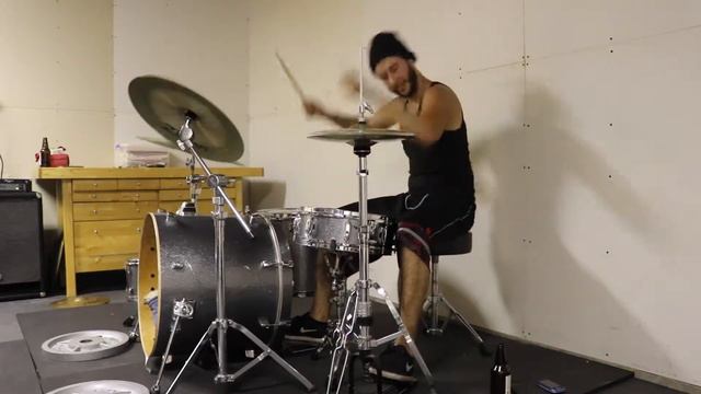 Crazy Drumming - Tama Drums, Zildjian Cymbals & Remo Coated Heads смотреть онлайн