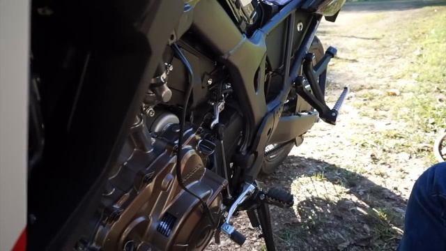 AFRICA TWIN CRFs Only Charging System USB Power Adaptor смотреть онлайн