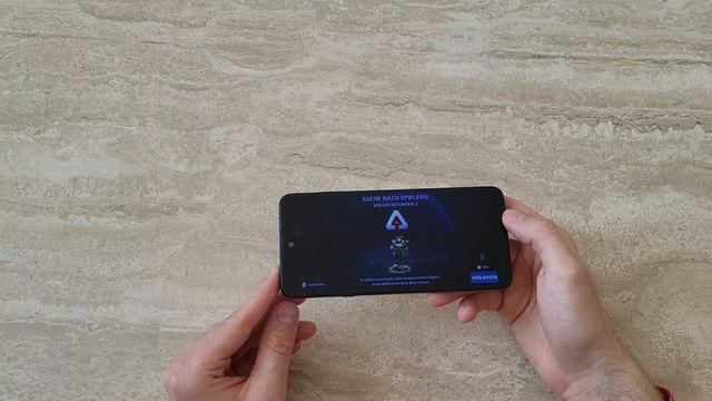 Motorola Edge 20 Lite - Hands-On des günstigen 5G-Smartphones | MyUX, Game Play, Kamera UI смотреть онлайн