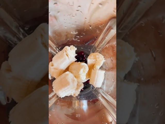 Мега полезный Raw десерт с клюквой! Делается за пару минут! смотреть онлайн
