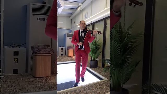 Супер играет ))) смотреть онлайн
