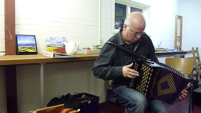 Arie van Lienen speelt Nectar смотреть онлайн