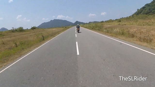 Maduru Oya Speeding Honda Hornet 250 смотреть онлайн