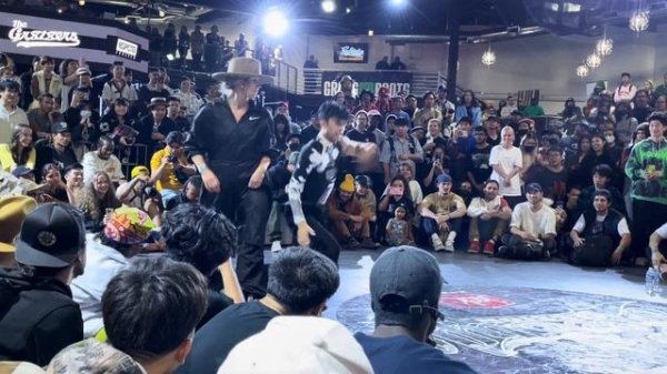 Lady C vs Danzel | Locking & Waacking Dance Battle | Freestyle Session 25th Anniversary 2022