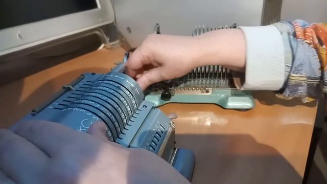 Арифмометр , а тётя шарит! смотреть онлайн