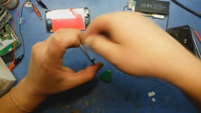 Ремонт дисплея iPhone 4. Устанавливаем на iPhone 4 модуль дисплея с iPhone 4s смотреть онлайн