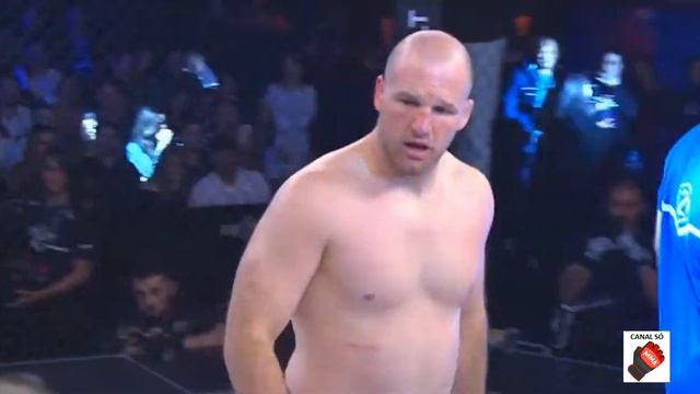 Luta entre Paulo Thiago x Fayçal Hucin, válida pelo Fight 2 Night Foz смотреть онлайн