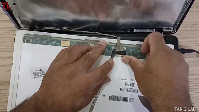 Toshiba Satellite C660 Screen Replacement смотреть онлайн