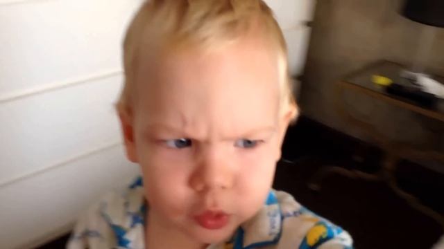 Будим папу))) смотреть онлайн