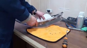 Опель Мокко упала бленда. Что делать?