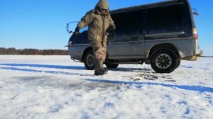 Ловля на комбайны. Первая корюшка сезона на Поронае. Сахалинская рыбалка  & Sakhalin fishing