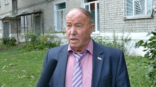 Выжить после капремонта: жильцы общежития на улице Победы бьют тревогу по поводу протекающей крыши смотреть онлайн
