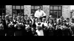 Комсомольцы