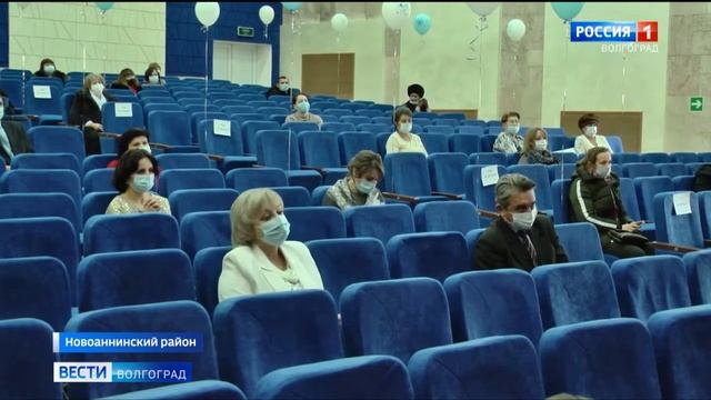 В Новоаннинском районе после ремонта открылся ДК «Победа» смотреть онлайн