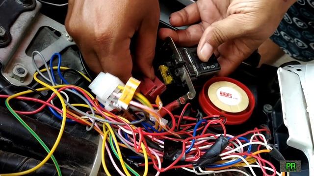 How to replace_ |fuse| of bike_ |yamaha-r15| смотреть онлайн