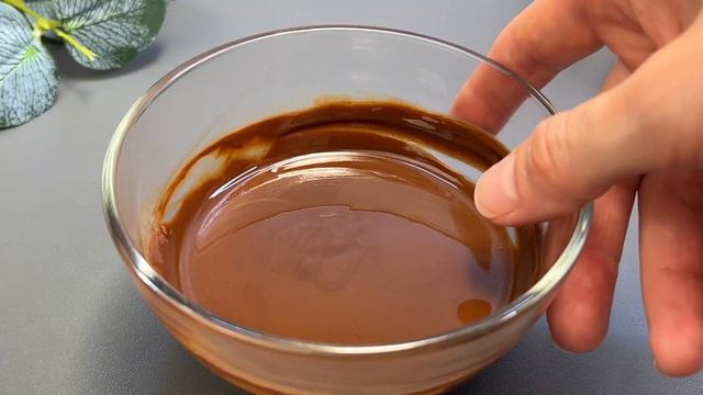 Ich koche das dreimal pro Woche! Unglaubliches Dessert ohne Backen und Mehl! смотреть онлайн