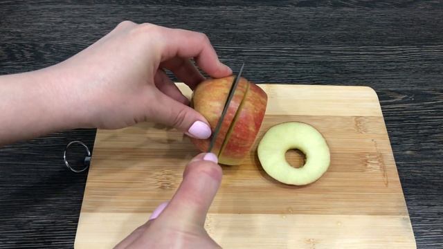 Порадовала детей и мужа слойками с ананасом и яблоком! смотреть онлайн