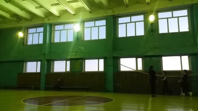 КАКАЯ ТРОЙКА ЛУЧШЕ??? смотреть онлайн