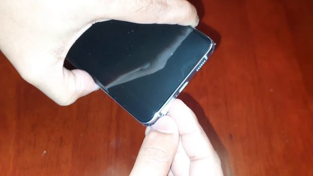 Samsung Galaxy S21 Ultra 5G How To Insert Sim Card/Duel SIM Cards & set it up correctly смотреть онлайн