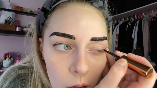 TRYING MAYBELLINE TATTOO EYEBROW TINT (USING IT AS MAYBELLINE TATTOO EYELINER) смотреть онлайн