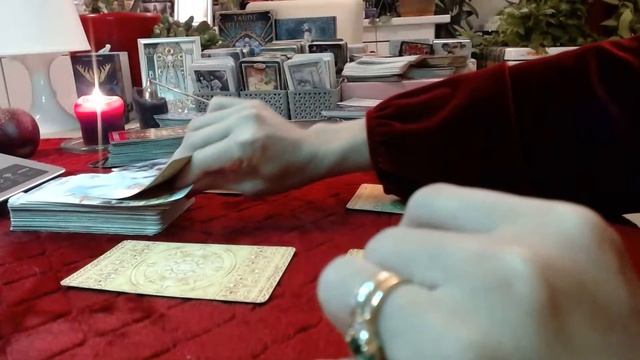 LIVE Tarot free yes / no . new subs welcome. смотреть онлайн