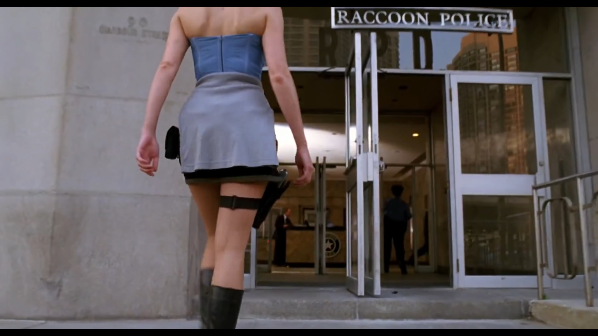 Resident Evil: Apocalypse (2004) Trailer смотреть онлайн
