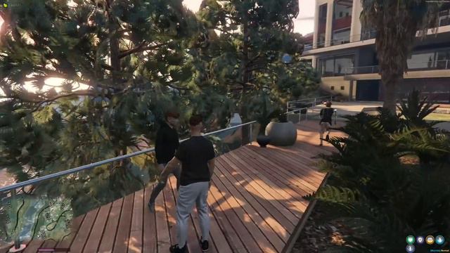 Hide and Seek In YOUTUBER MEGA MANSION GTA 5 RP.. смотреть онлайн