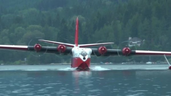 Martin JRM Mars "Hawaii Mars" Water Bomber Approach and Landing.