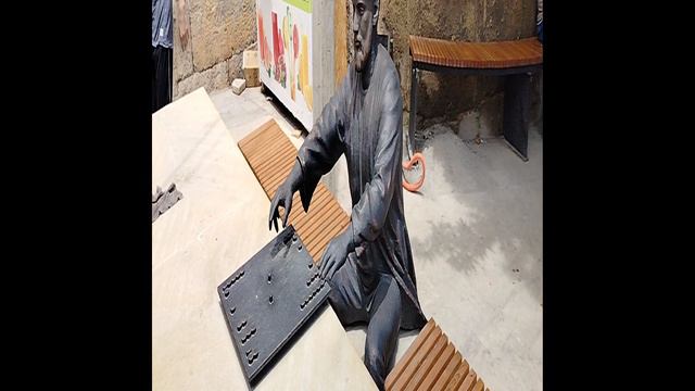 Дербент. Старый город. Памятник игроку в нарды смотреть онлайн